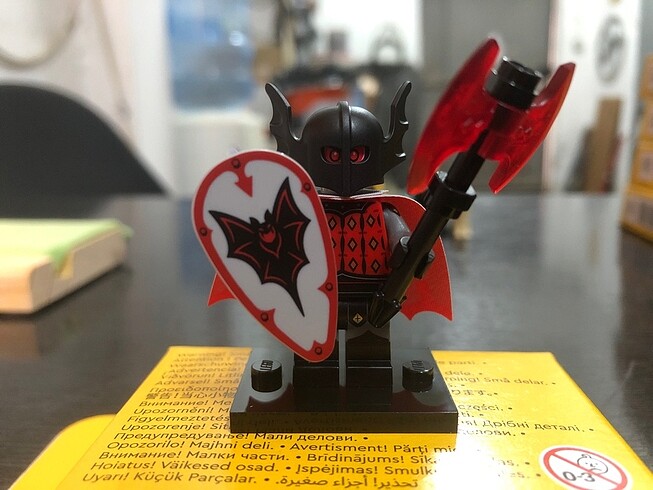 Lego seri 25 vampire knight minifigür