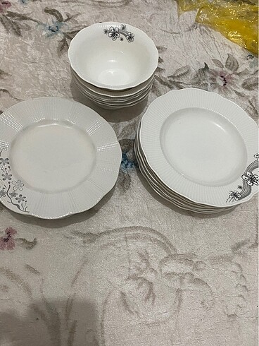 Beden Yemek tabak takımı