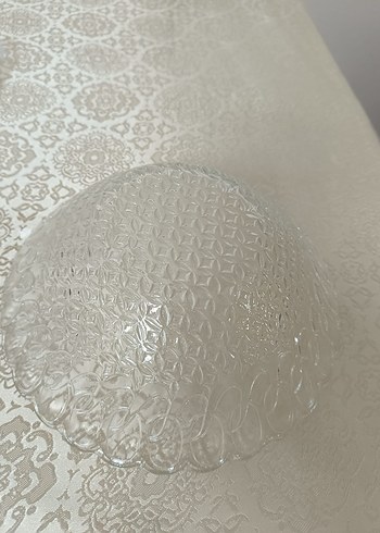 Modern Klasik Beyaz İşlemeli Masa Örtüsü - Görsel 2