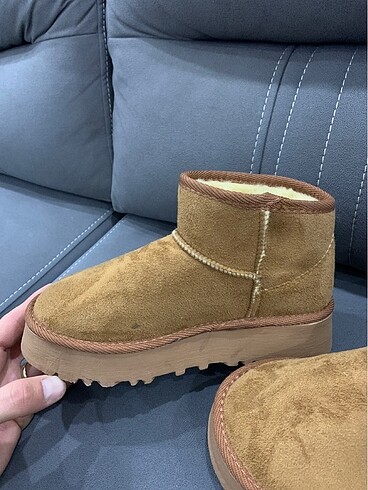 Ugg Ugg bot birinci sınıf kalite
