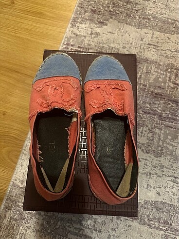 Toms bez ayakkabı