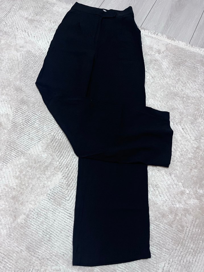 Siyah Kadın Kemerli Kumaş Pantolon - Görsel 3