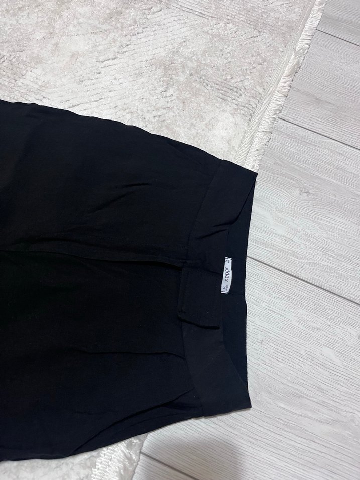 Siyah Kadın Kemerli Kumaş Pantolon - Görsel 4