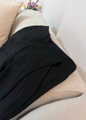 Kadın Siyah Pilili Kumaş Pantolon - Görsel 2