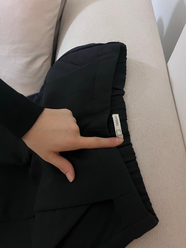 Kadın Siyah Pilili Kumaş Pantolon - Görsel 3