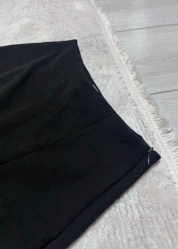 Kadın Siyah Mini Etek - Görsel 2