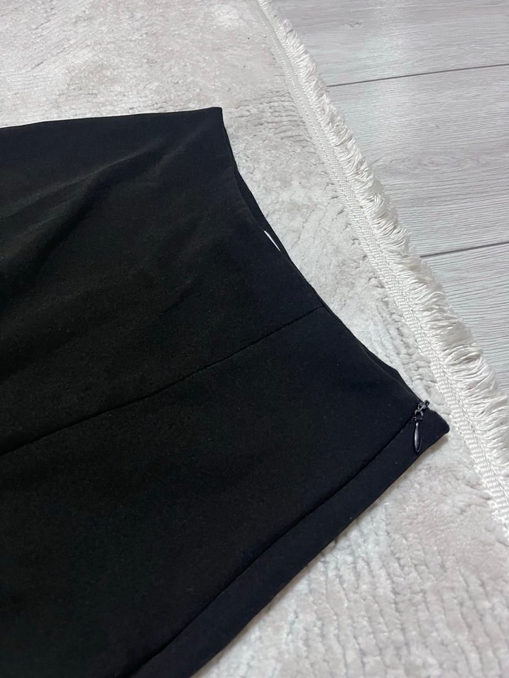 Kadın Siyah Mini Etek - Görsel 2