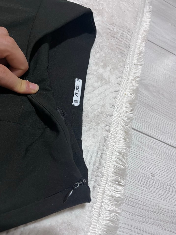 Kadın Siyah Mini Etek - Görsel 3