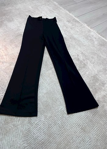 Kadın Siyah Pilili Flare Pantolon - Görsel 4