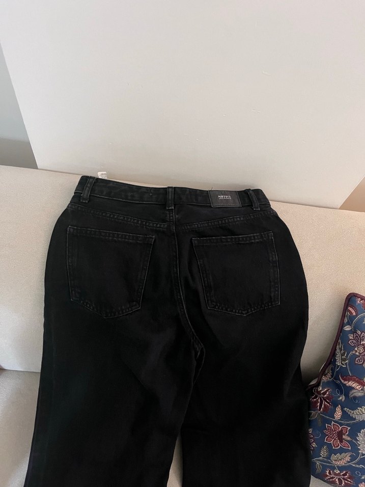 Kadın Siyah Bol Kesim Midi Kot Pantolon - Görsel 3