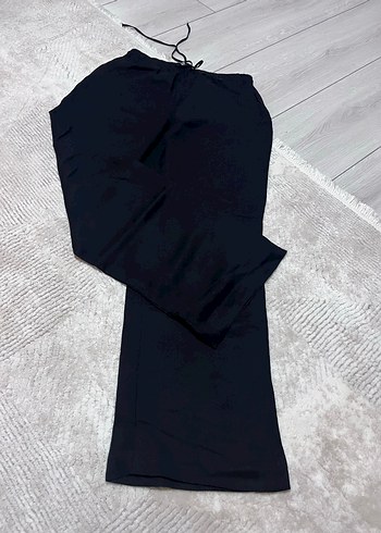 Siyah Salaş Kadın Kumaş Pantolon - Görsel 2