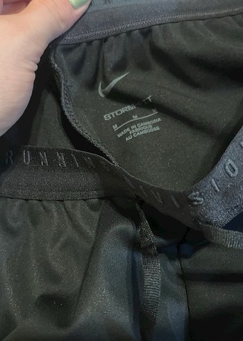 Nike Siyah Kosu Sortu
