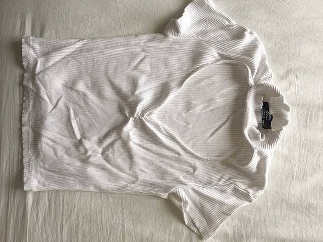 Bershka Dar body