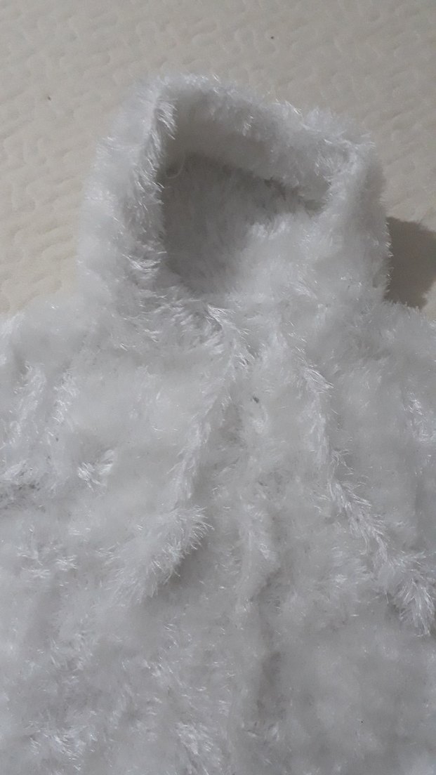 Kız Bebek Beyaz Kapüşonlu Kürk Detaylı Tulumu - Görsel 2