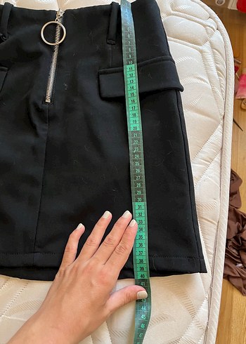 xs Beden Siyah Mini Etek