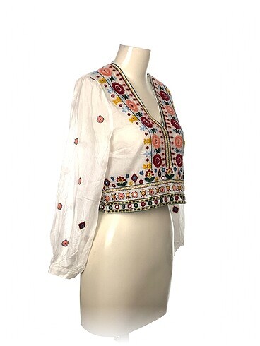 Zara Zara Bluz %70 İndirimli.