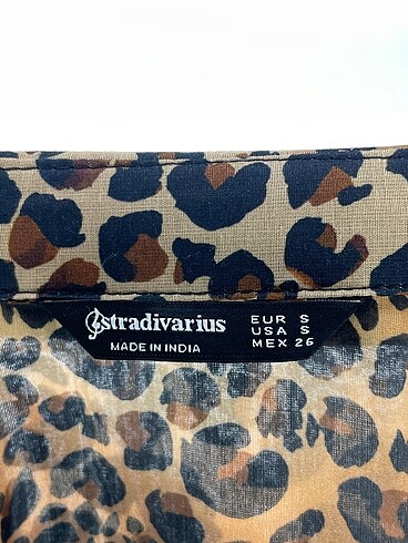 s Beden çeşitli Renk Stradivarius Gömlek %70 İndirimli.