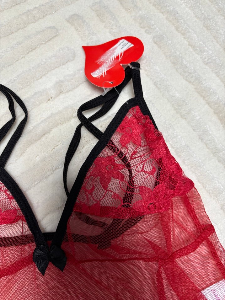 Kırmızı Tül Fantazi - Görsel 3