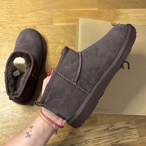 Ugg UGG Classic Ultra Mini