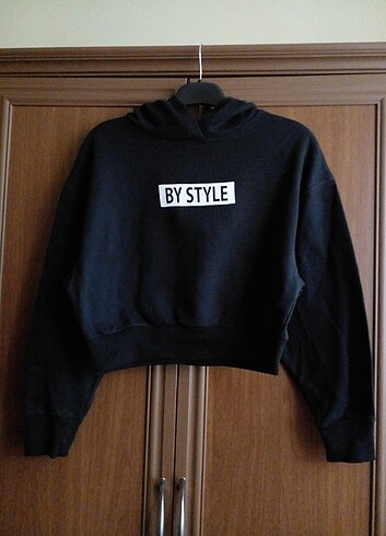 Kapüşonlu crop sweatshirt 