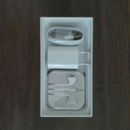 iphone şarj aleti kulaklık