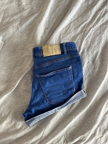 Zara zara mini şort