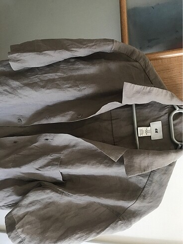 H&M bej gömlek