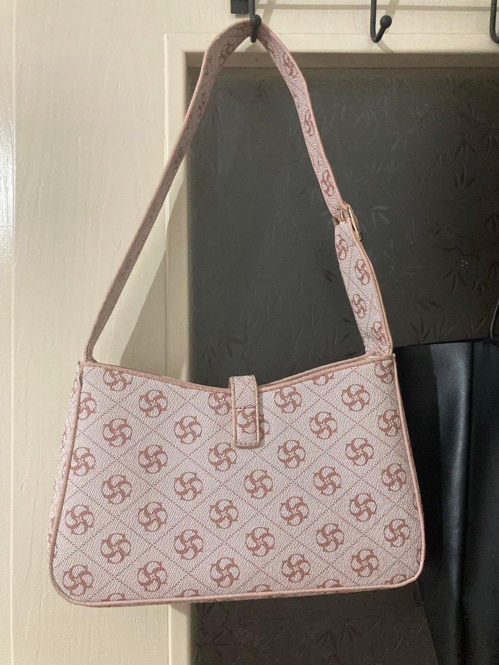 Pembe Baskılı Tokalı Kadın Çanta - Görsel 3