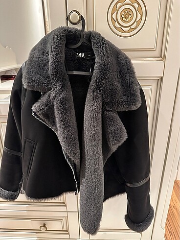 Zara içi kürklü mont
