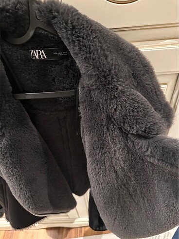 Zara Zara içi kürklü mont