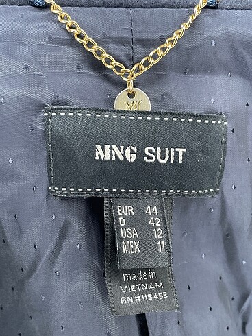 44 Beden siyah Renk Mango Blazer %70 İndirimli.