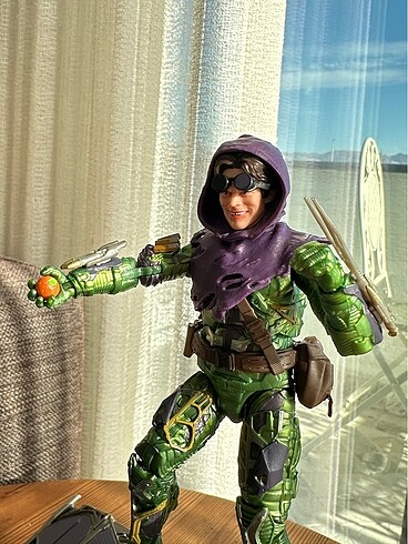 Green goblin marvel legends hasbro