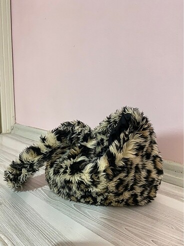 Addax Yünlü leopar desenli çanta