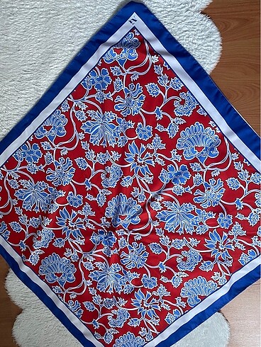 Ayşegül güneş eşarp