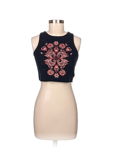 Koton T-shirt %70 İndirimli.