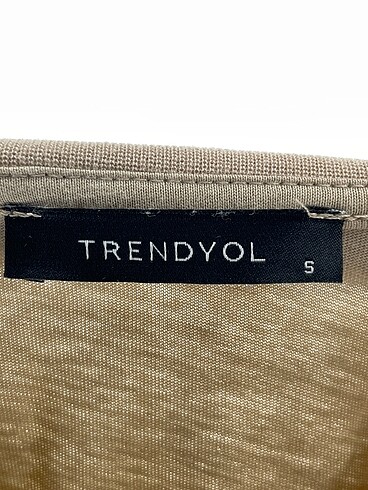 s Beden kahverengi Renk Trendyol & Milla T-shirt %70 İndirimli.