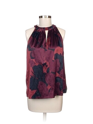 Elie Tahari Blazer %70 İndirimli.