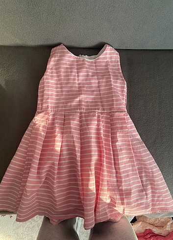 kız çocuk pembe elbise