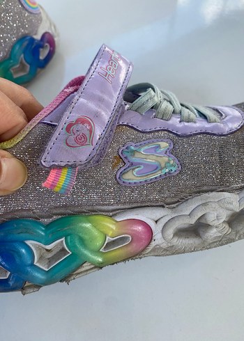 33 Beden çeşitli Renk Skechers ışıklı kız çocuk ayakkabısı