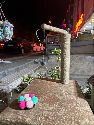  Beden Kedi Tırmalama