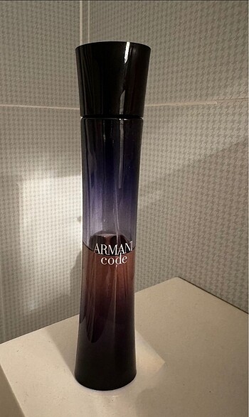 Giorgio Armani code kadın parfümü