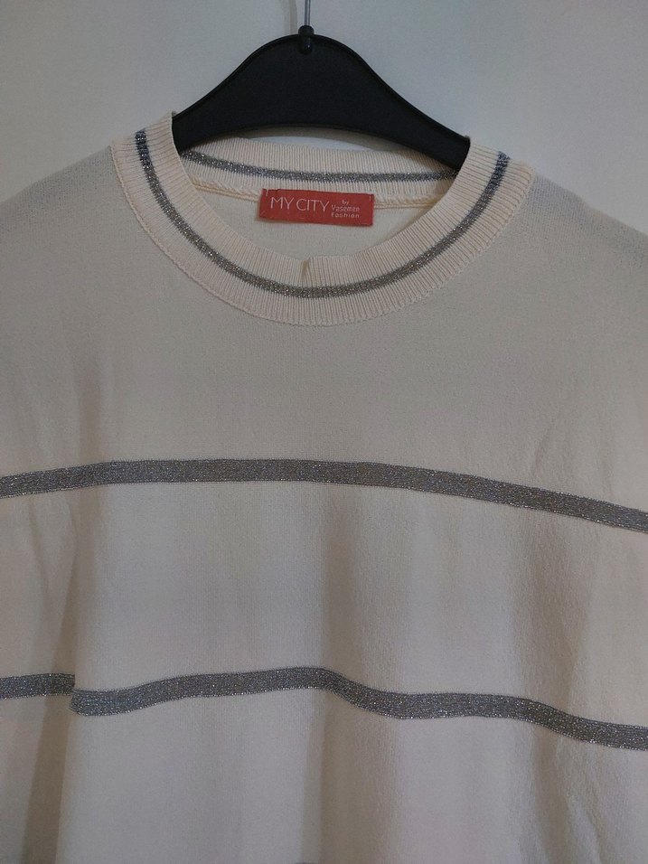 Kadın Beyaz Gri Çizgili Örme Uzun Kollu Kazak - Görsel 2