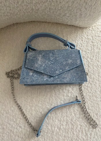 Mavi Yılan Derisi Desenli Zincir Detaylı Denim Çanta