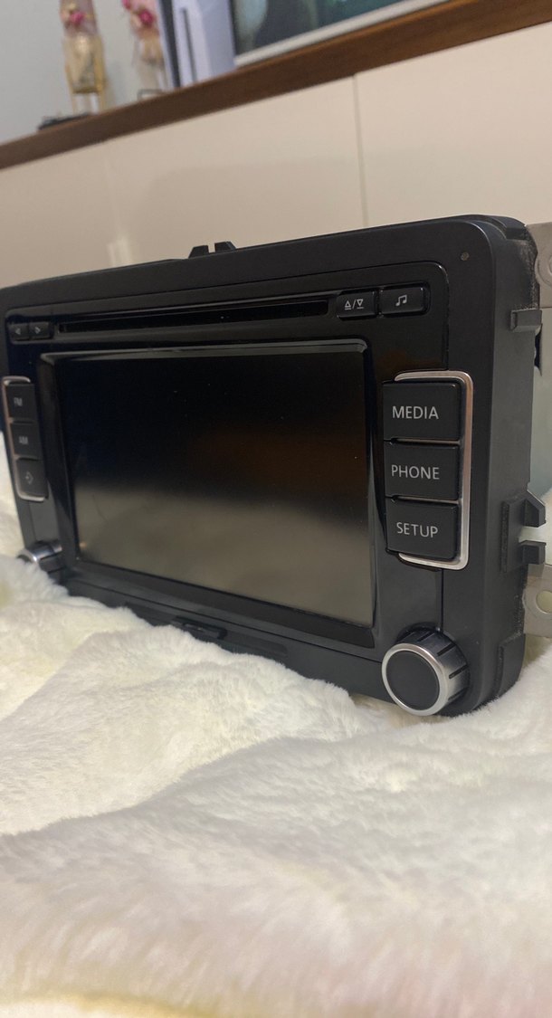 VW Passat B7 comfort LINEdan çıkmış Teyp - Görsel 2