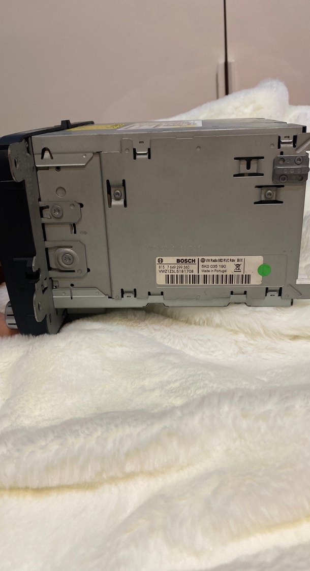 VW Passat B7 comfort LINEdan çıkmış Teyp - Görsel 5