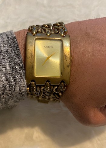 Zincir Detaylı Altın Renk Guess Kadın Saati orjinal - Görsel 5