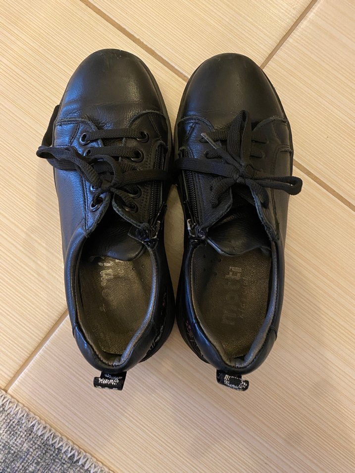 SiyahKız Çocuk Goth Tarzı Spor Ayakkabı - Görsel 4