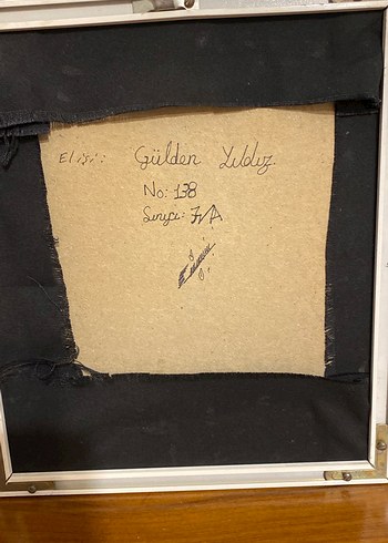 Renkli Çiçek Nakışlı Tablo - Görsel 3