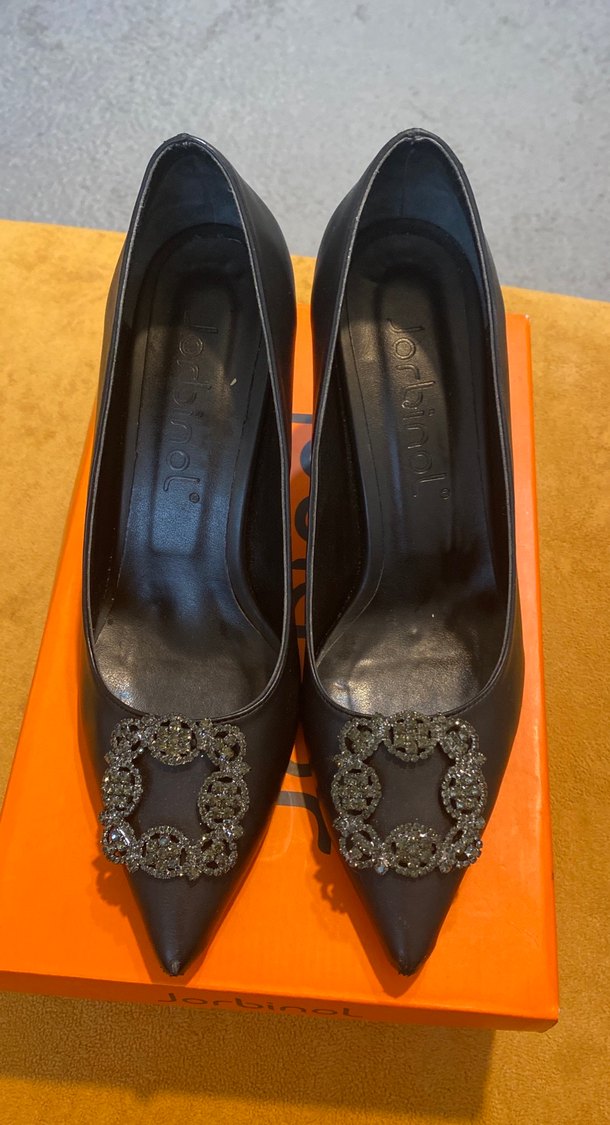 Jorbinol marka Siyah Taşlı Tokalı Yüksek Topuklu Kadın Ayakkabı - Görsel 3