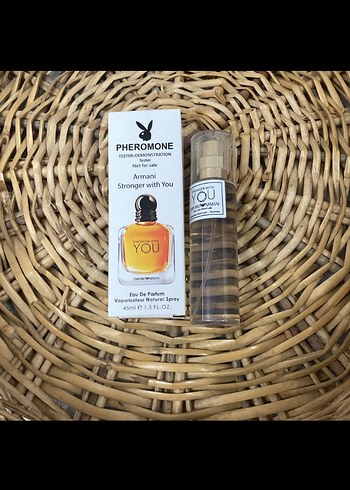 Armani Stronger with You Erkek Parfümü 45ml - Görsel 3